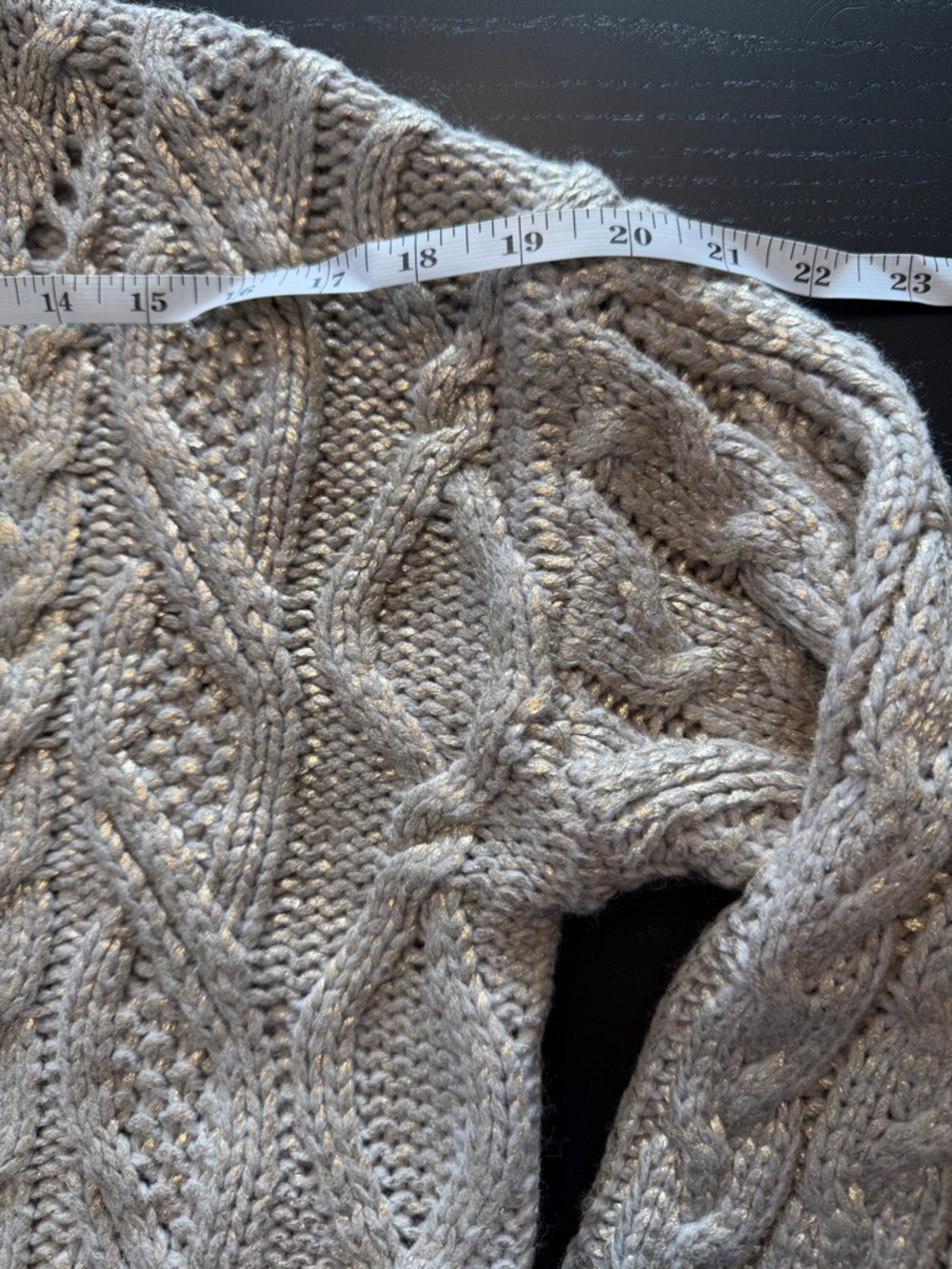 Zara Taupe Distressed Cable Knit Cropped Crewneck Sweater B1 - Picture 6 of 9